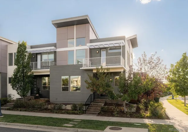 Photo 3 of Townhouse for sale at 5547 Valentia St, Denver, CO 80238 | MLS# 8369840 | Listing updated on 2026-09-24