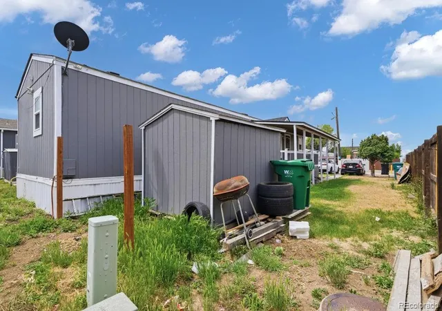 Homes for sale in Aurora, CO | 15814 Colfax Ave, Aurora, CO 80011 | MLS# 9288252