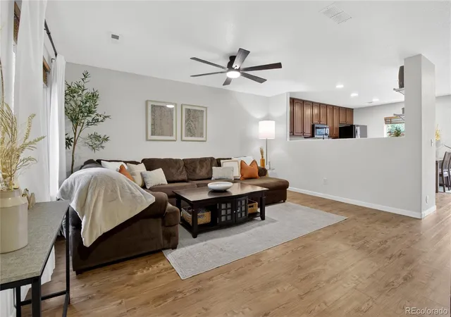 4th image of 3654 Dexter St, Denver, CO 80207 | MLS# 7864535