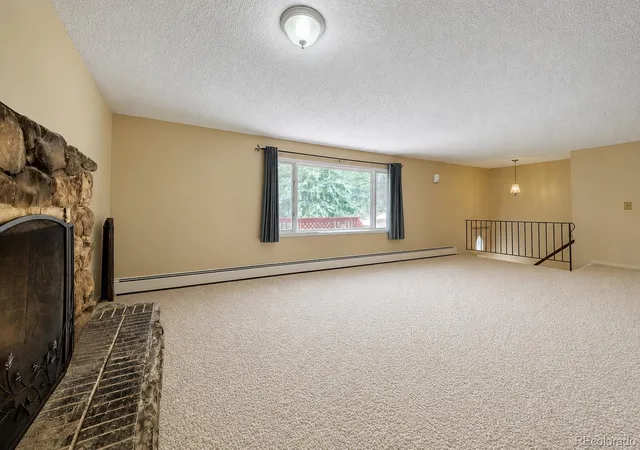 Photo 4 of Single family home for sale at 21005 State Hwy 7, Lyons, CO 80540 | MLS# 3095249 | Listing updated on 2026-09-29