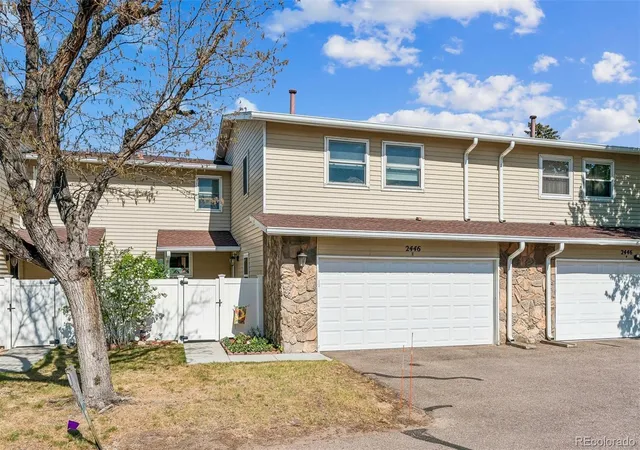 Homes for sale in Aurora, CO | 2446 S Vaughn Wy #E, Aurora, CO 80014 | MLS# 9872685