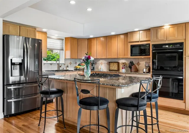 Homes for sale in Aurora, CO | 2446 S Vaughn Wy #E, Aurora, CO 80014 | MLS# 9872685