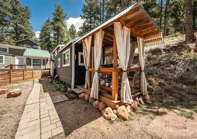 Photo 4 of Manufactured home for sale at 19253 E Highway 24, Woodland Park, CO 80863 | MLS# 3428254 | Listing updated on 2026-09-23