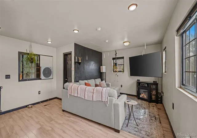 Photo 3 of Single family home for sale at 740 Depew St, Lakewood, CO 80214 | MLS# 3875374 | Listing updated on 2026-10-08