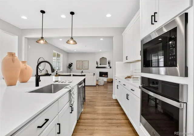 3rd image of 7318 S Yantley Wy, Aurora, CO 80016 | MLS# 7189537