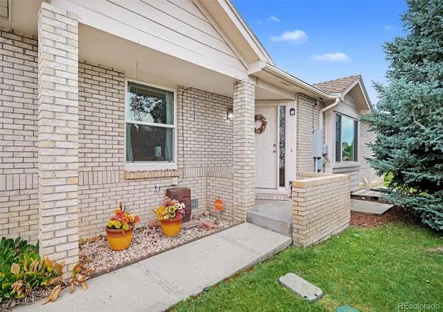 2nd image of 11149 Dartmoor Ct, Parker, CO 80138 | MLS# 9822424