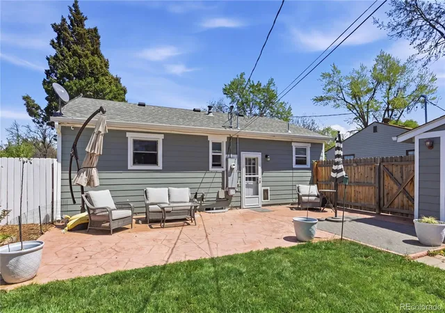 Photo 3 of Single family home for sale at 5181 S Pennsylvania St, Littleton, CO 80121 | MLS# 3299068 | Listing updated on 2026-08-16