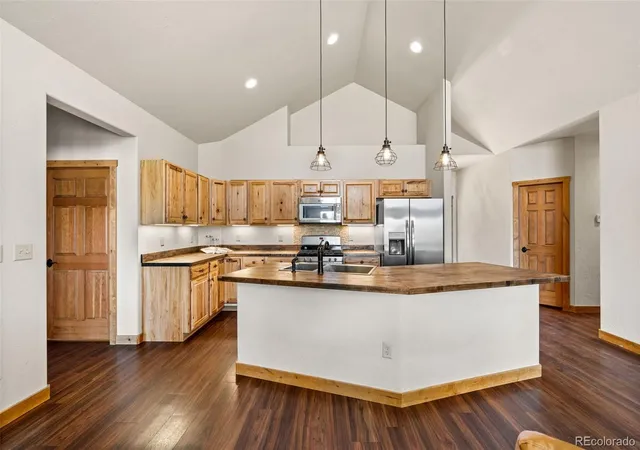 Homes for sale in Florissant, CO | 417 Beaver Creek Dr, Florissant, CO 80816 | MLS# 7898528