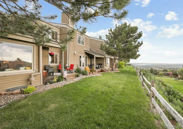 Homes for sale in Littleton, CO | 6948 Buckskin Dr, Littleton, CO 80125 | MLS# 2953283