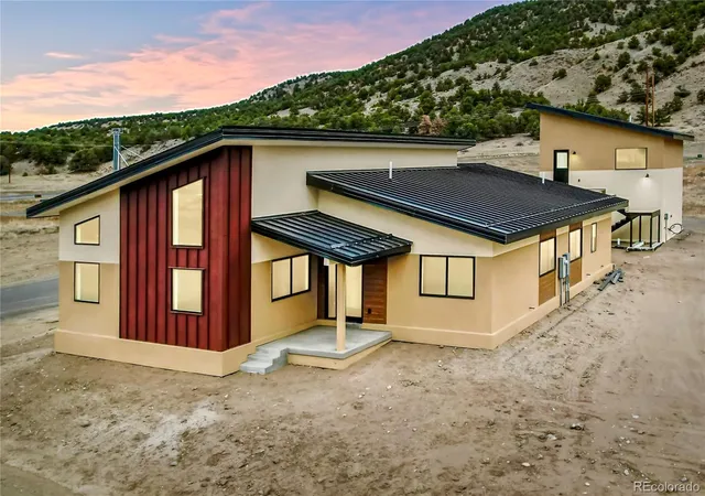 Photo 1 of Single family home for sale at 4998 Main St, Salida, CO 81201 | MLS# 3203839 | Listing updated on 2026-08-31