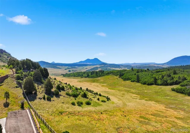 Homes for sale in Larkspur, CO | 4417 Echo Ct, Larkspur, CO 80118 | MLS# 6832630