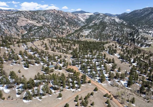 Homes for sale in Florissant, CO | 70 Sioux Cir, Florissant, CO 80816 | MLS# 2680502