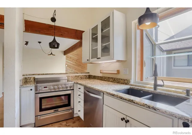 Listing Photo 4 - Condo for sale in building located at 4723 Tantra Dr, Boulder, CO 80305 - Unit #E6