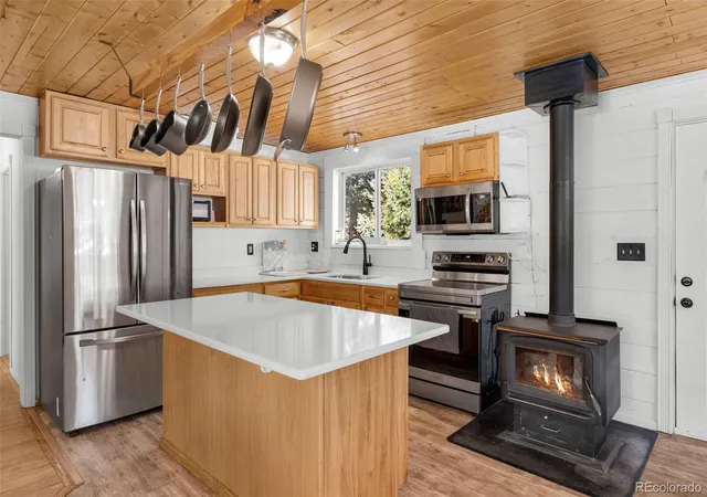 Homes for sale in Florissant, CO | 1276 Pinewood Rd, Florissant, CO 80816 | MLS# 7901038
