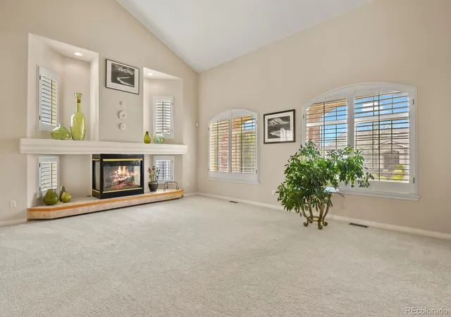 5th image of 10081 Charissglen Ln, Highlands Ranch, CO 80126 | MLS# 4268597