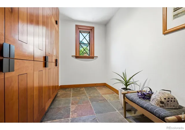 Photo 3 of Sale Pending at 3400 Eldorado Springs Dr, Boulder, CO 80303 | MLS# IR1058072 | Listing updated on 2026-10-17