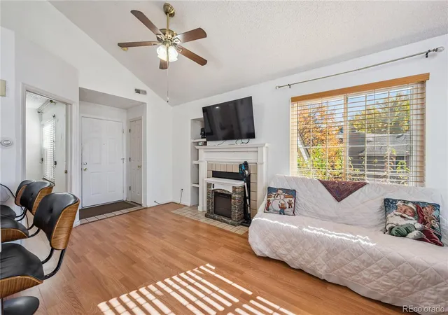 3rd image of 13792 E Lehigh Ave #F, Aurora, CO 80014 | MLS# 3843228