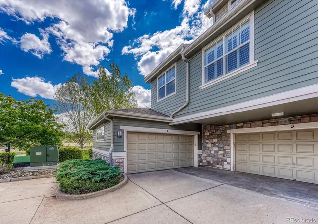 3rd image of 8460 Cyn Rim Trl, Englewood, CO 80112