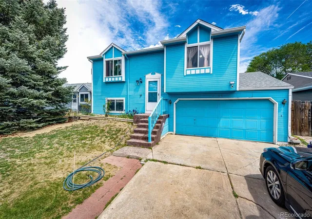2nd image of 2164 Hackberry Cir, Longmont, CO 80501 | MLS# 8354309