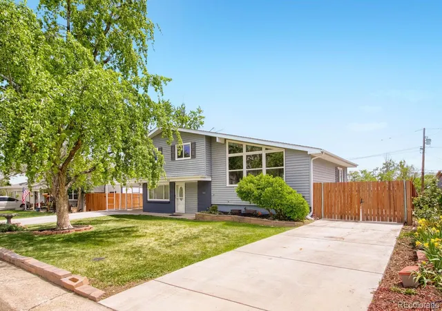 Photo 1 of Single family home for sale at 6227 Vance St, Arvada, CO 80003 | MLS# 5089232 | Listing updated on 2026-09-22