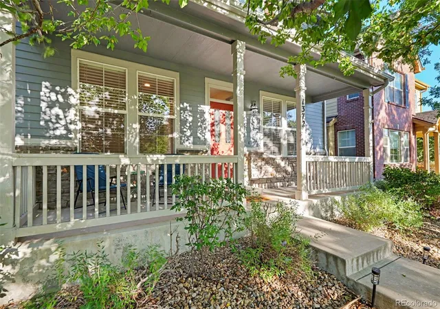 Single family home for sale at 1372 S Duquesne Ct, Aurora, CO 80018 | MLS# 4545779