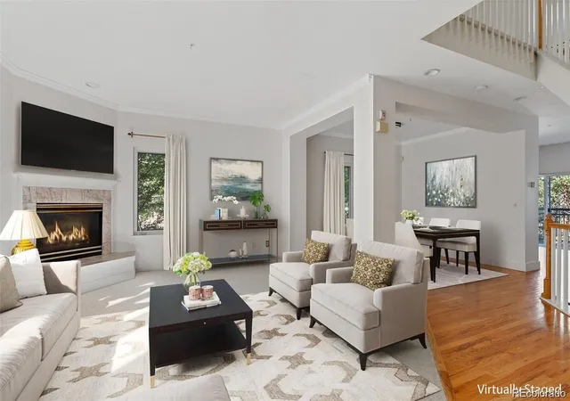 Photo 2 of Townhouse for sale at 2660 S University Blvd #I, Denver, CO 80210 | MLS# 6579963 | Listing updated on 2026-09-16