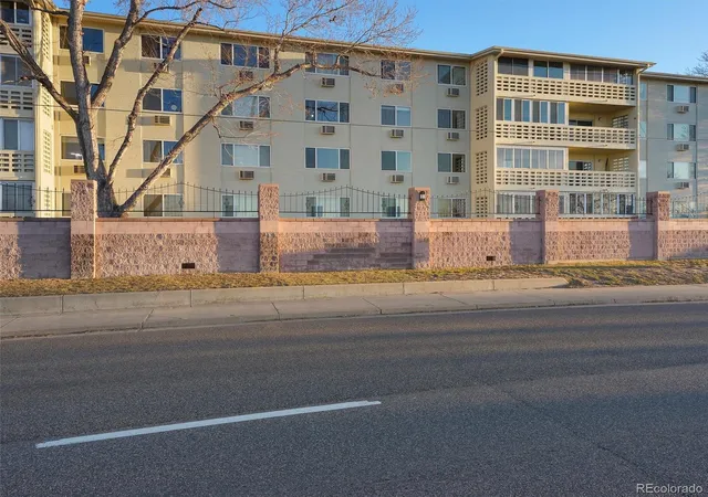 2nd image of 9335 E Center Ave #8C, Denver, CO 80247 | MLS# 3009273