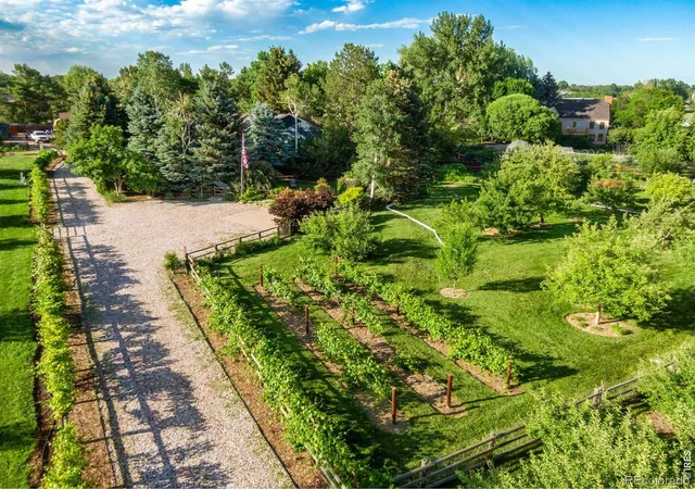 Photo 4 of Single family home for sale at 500 Apple Blossom Ln, Fort Collins, CO 80526 | MLS# IR1058235 | Listing updated on 2026-09-18