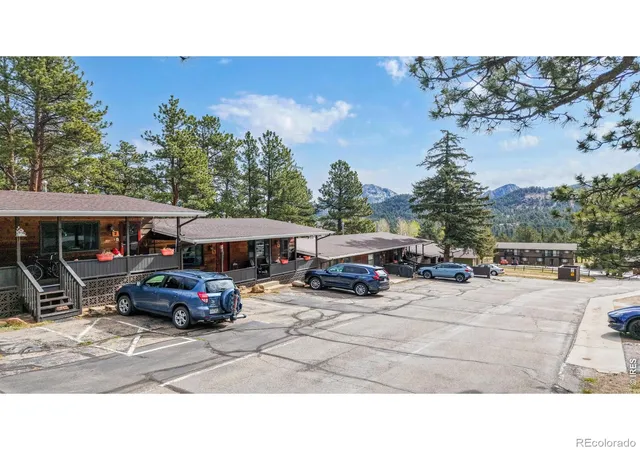image of 1250 S Saint Vrain Ave, Estes Park, CO 80517
