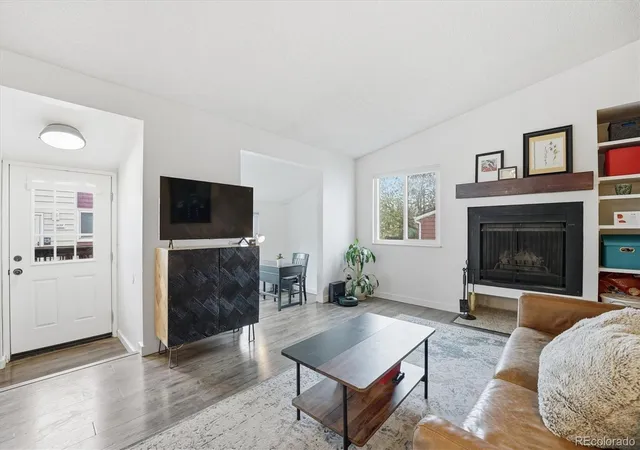 4th image of 6860 E Mississippi Ave #E, Denver, CO 80224 | MLS# 4602131
