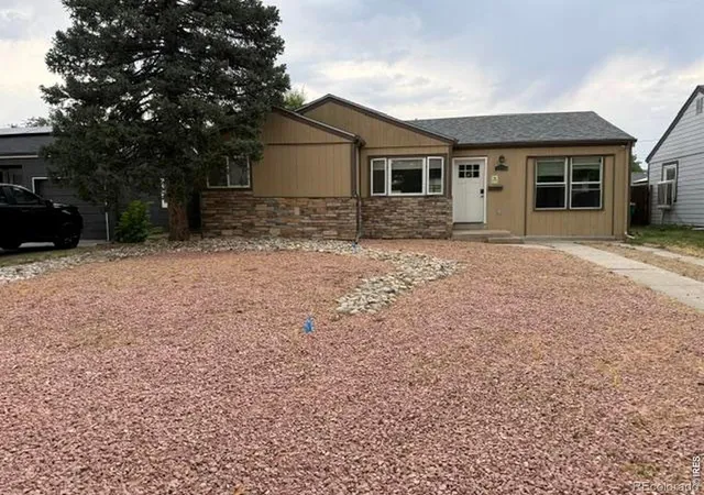 1st image of 1216 Kingston St, Aurora, CO 80010 | MLS# IR1058252