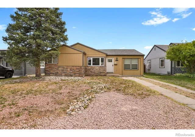 2nd image of 1216 Kingston St, Aurora, CO 80010 | MLS# IR1058252