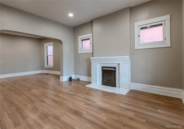 Photo 3 of House for sale at 342 S Lincoln St, Denver, CO 80209 | MLS# 2026500 | Listing updated on 2026-08-29