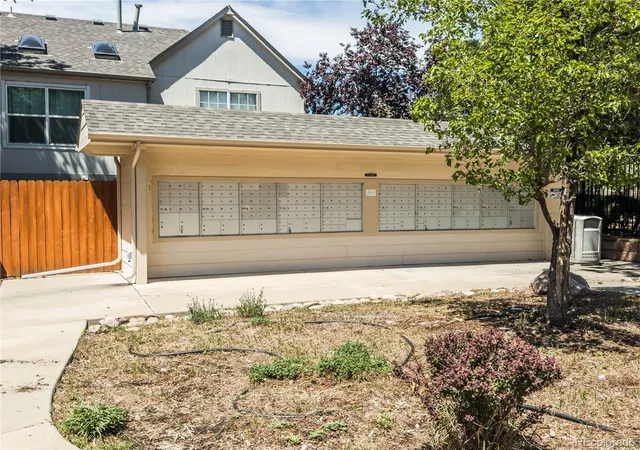 image of 18131 E Arizona Ave, Aurora, CO 80017