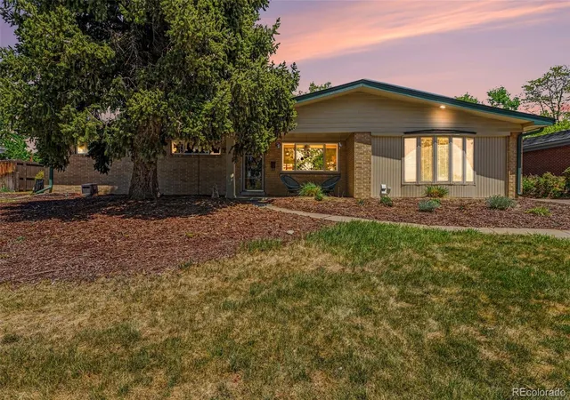 2nd image of 10215 W 17th Pl, Lakewood, CO 80215 | MLS# 4084172