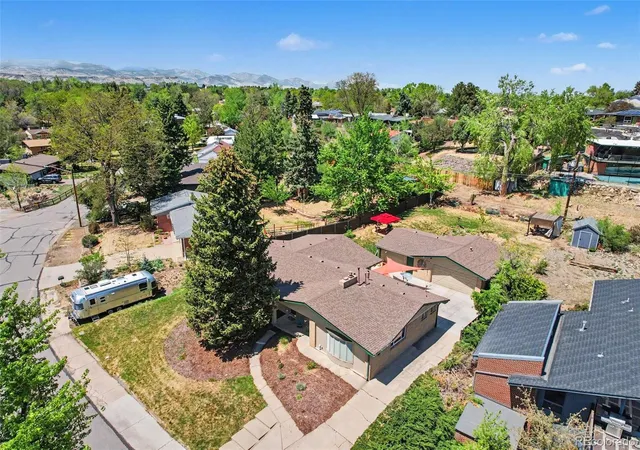 3rd image of 10215 W 17Th Pl, Lakewood, CO 80215 | MLS# 4084172