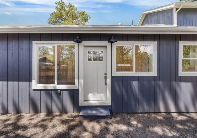 43rd image of 30463 Hilltop Dr, Evergreen, CO 80439 | MLS# 8943159
