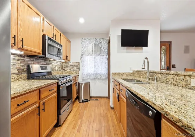 Homes for sale in Lakewood, CO | 455 Ingalls St, Lakewood, CO 80226 | MLS# 6328811