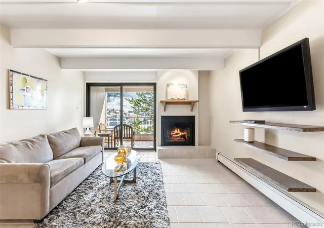 Listing Photo 4 - Condo for sale in building located at 220 E La Bonte St, Dillon, CO 80435 - Unit #215