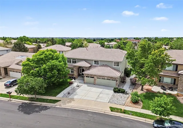 Photo 2 of Single family home for sale at 4566 Castle Cir, Broomfield, CO 80023 | MLS# 3026140 | Listing updated on 2026-09-17