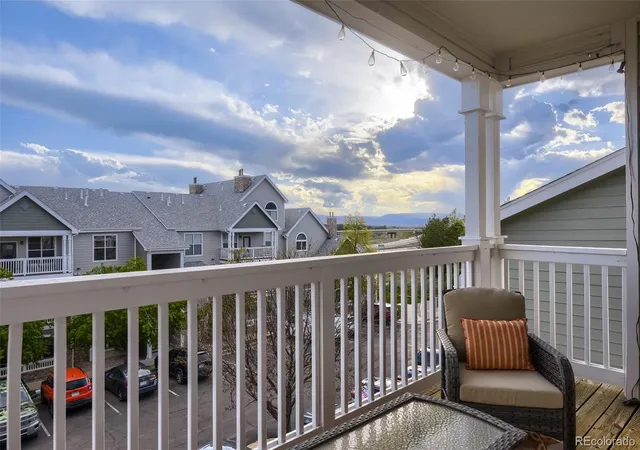 Homes for sale in Castle Rock, CO | 6021 Castlegate Drive, Castle Rock, CO 80108 | Houzeo