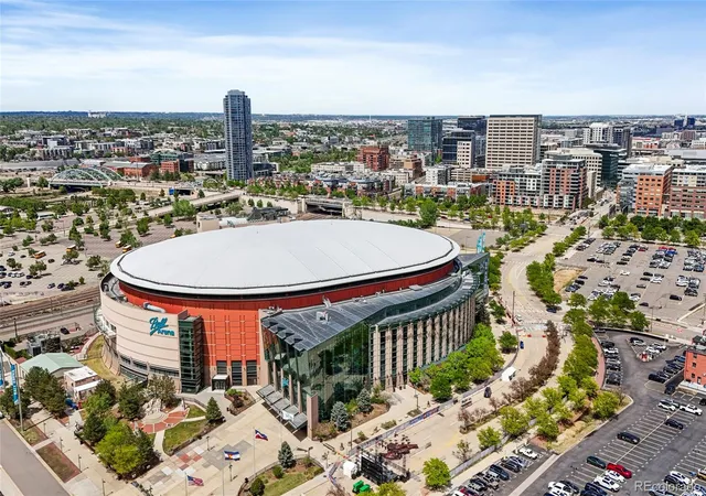 2nd image of 1401 Wewatta St, Denver, CO 80202