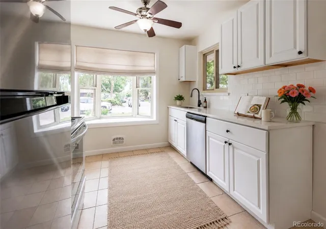 Photo 4 of Single family home for sale at 5810 S Greenwood St, Littleton, CO 80120 | MLS# 9039370 | Listing updated on 2026-09-16