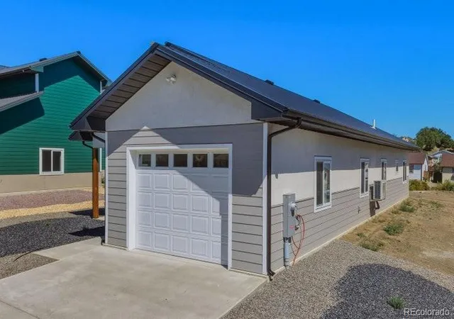 Photo 3 of Single family home for sale at 321 Camillus Ave, Trinidad, CO 81082 | MLS# 7210445 | Listing updated on 2026-08-28