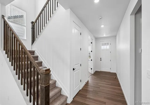 3rd image of 3882 N Hayleyville St, Aurora, CO 80019 | MLS# 7097553