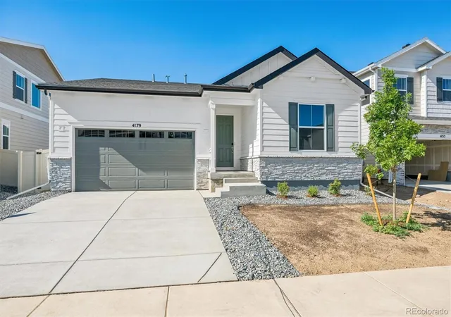 2nd image of 4179 Orangewood Dr, Johnstown, CO 80534 | MLS# 2352470