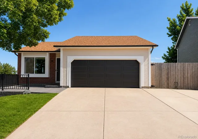 Photo 3 of Single family home for sale at 392 Eisenhower Dr, Louisville, CO 80027 | MLS# 9673754 | Listing updated on 2026-10-06