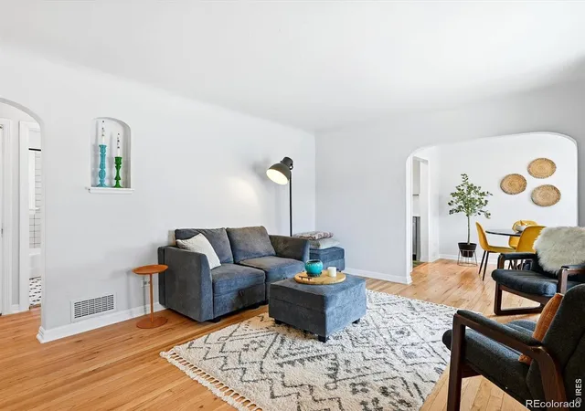 5th image of 2924 Zenobia St, Denver, CO 80212 | MLS# IR1058398