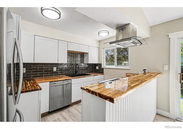 Homes for sale in Loveland, CO | 1530 Gloria Ct, Loveland, CO 80537 | MLS# IR1058406