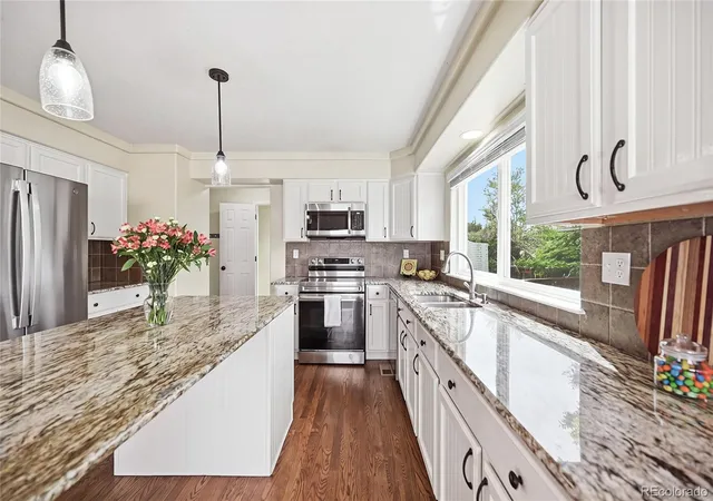 4th image of 4435 Lyndenwood Cir, Highlands Ranch, CO 80130 | MLS# 9204001
